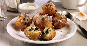 Blackberry Pancake Puppies. (Foto/Suministrada)