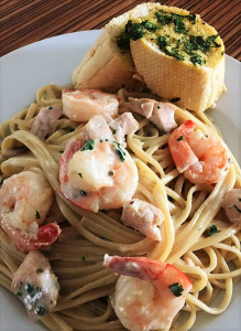 Pasta con salmón y camarones. (Foto/Suministrada)
