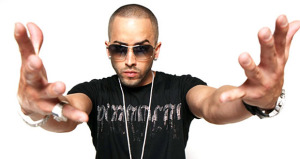 Yandel.